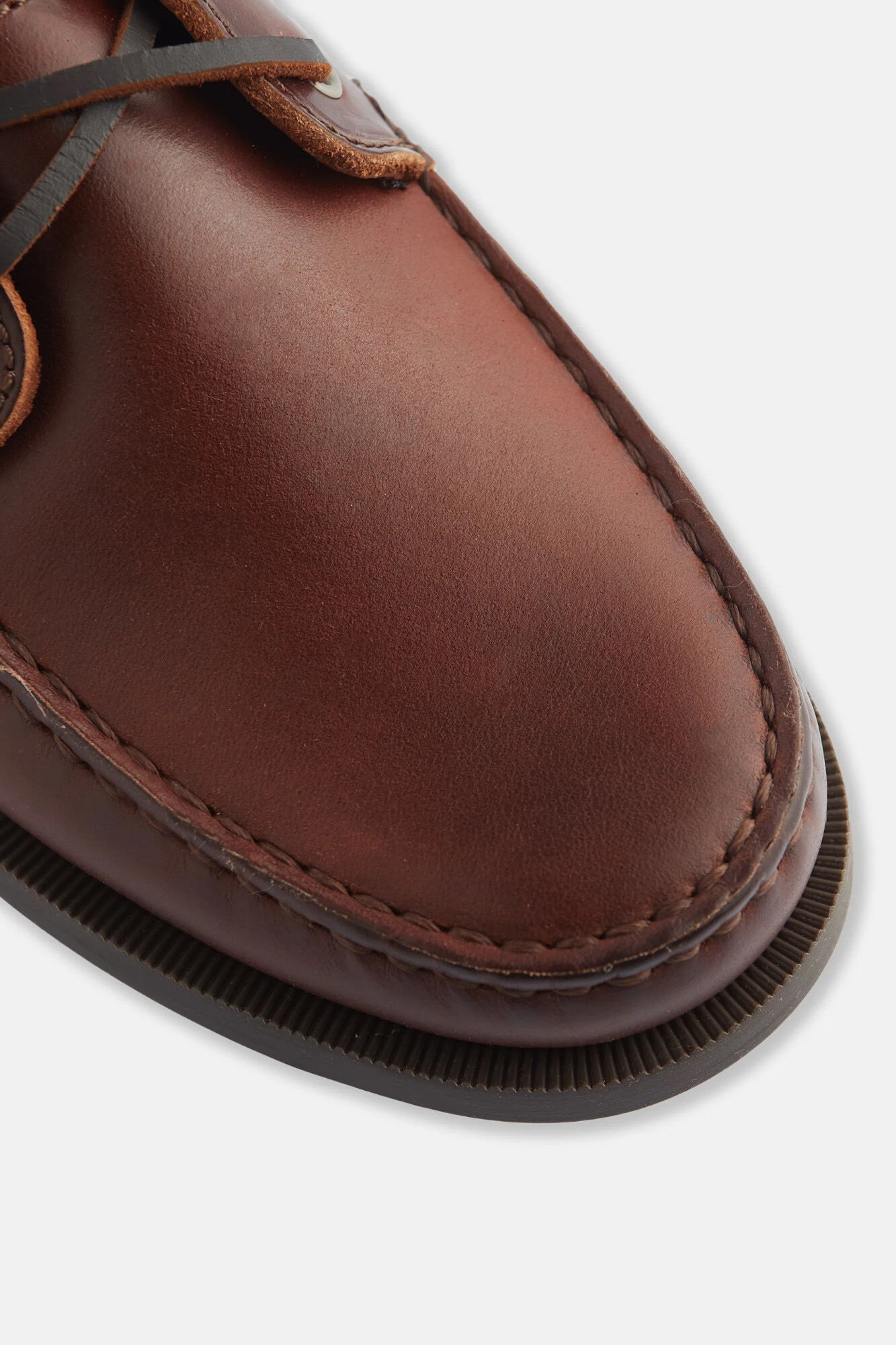 Leather deck shoes