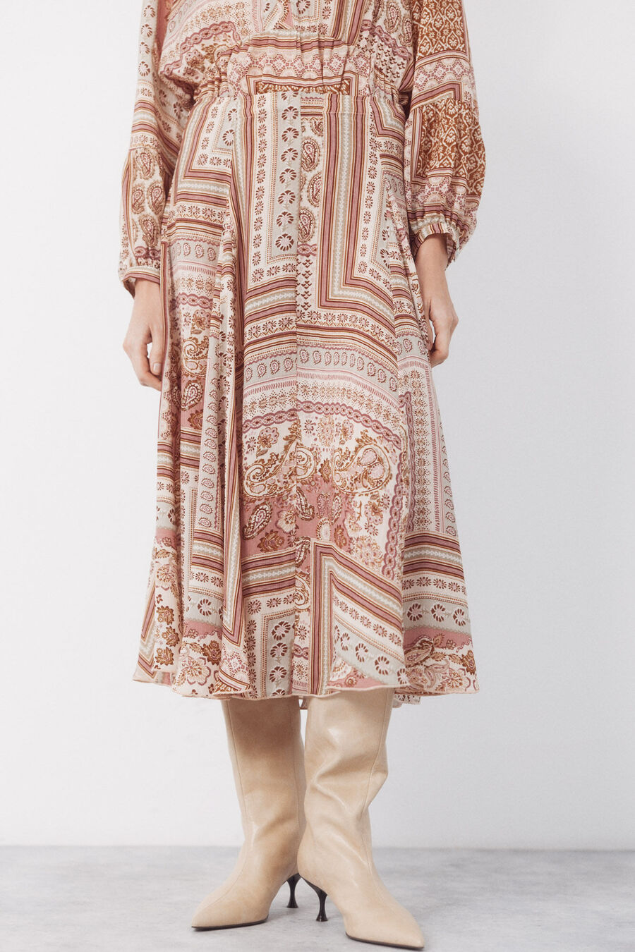 Falda quillas estampada