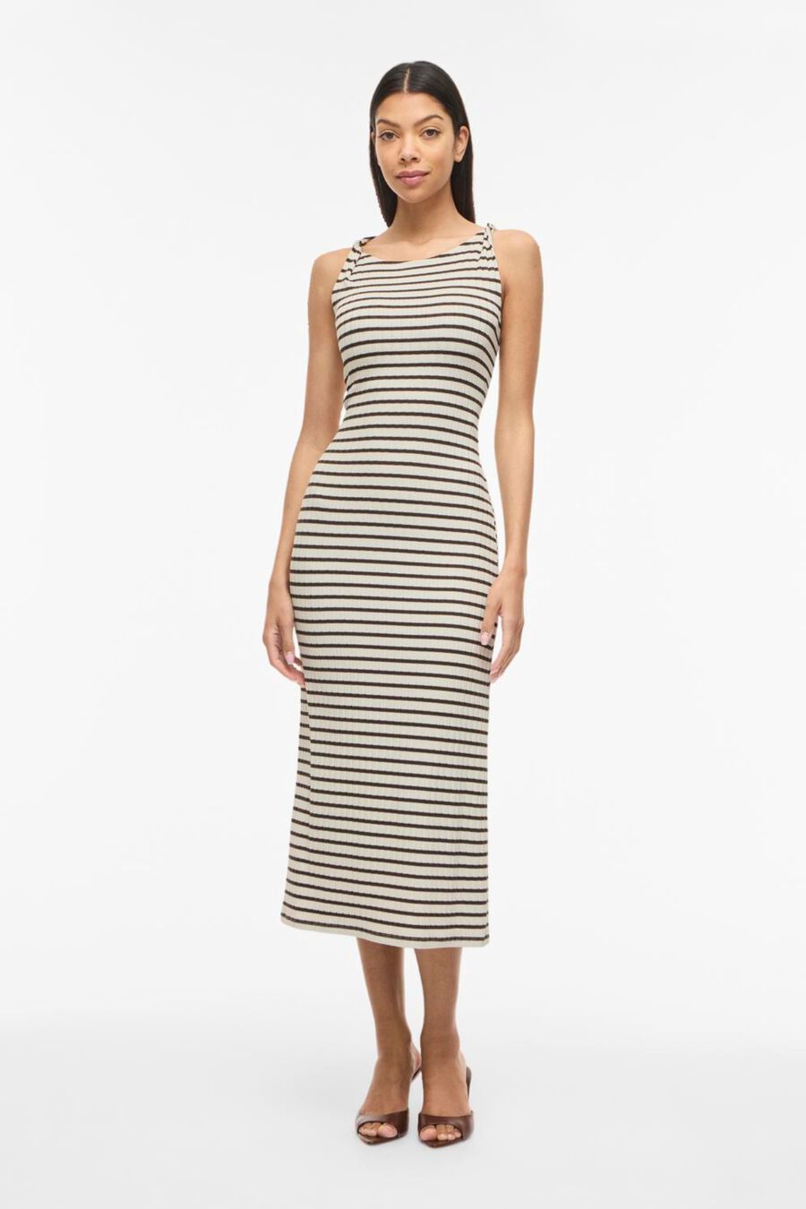 Vestido midi entallado de canalé