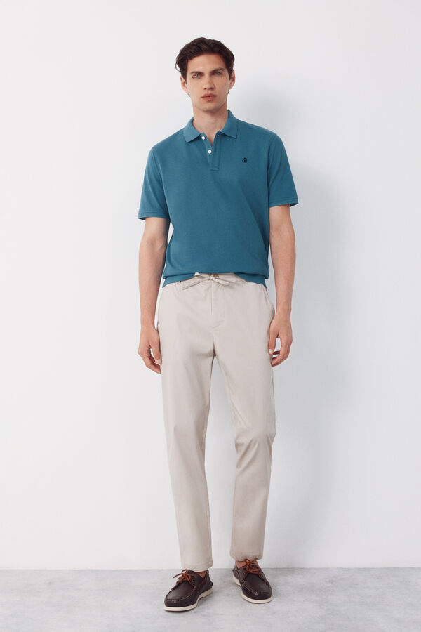 Cortefiel Pantal&oacute;n chino t&eacute;cnico con cordones tapered Beige