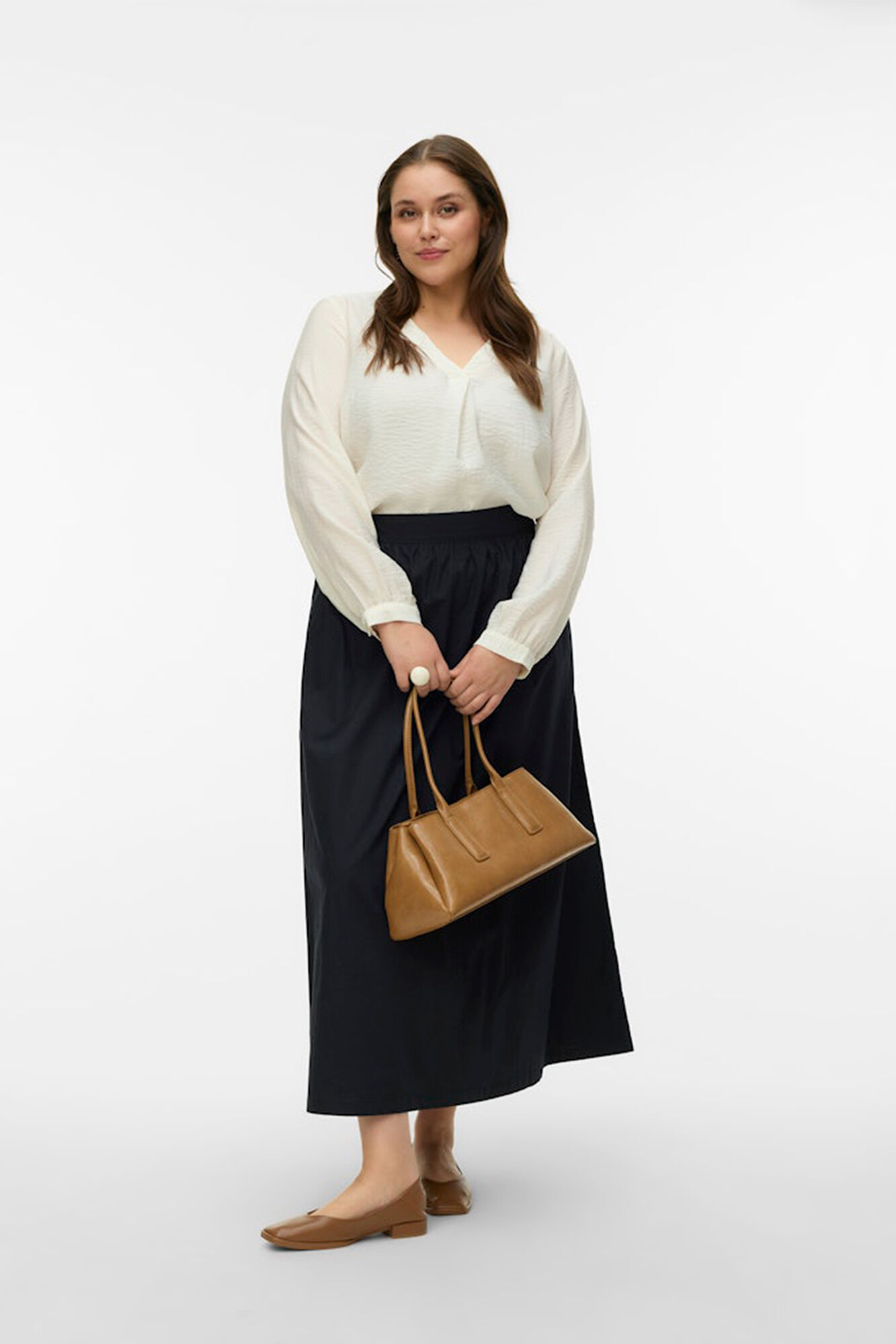 Vero Moda Curve Camisa de cuello pico talla grande