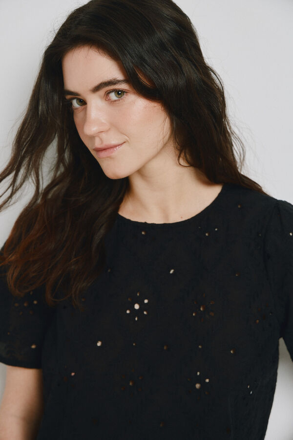 Vero Moda Top manga corta con calados Negro