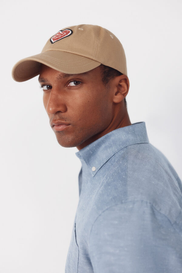 Cortefiel Little hearts cap Beige