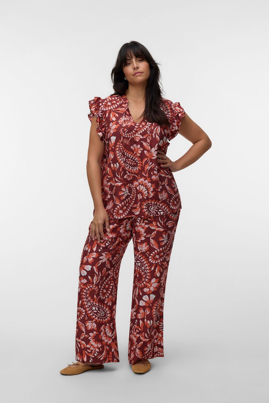 Top manga sisa con volantes talla grande