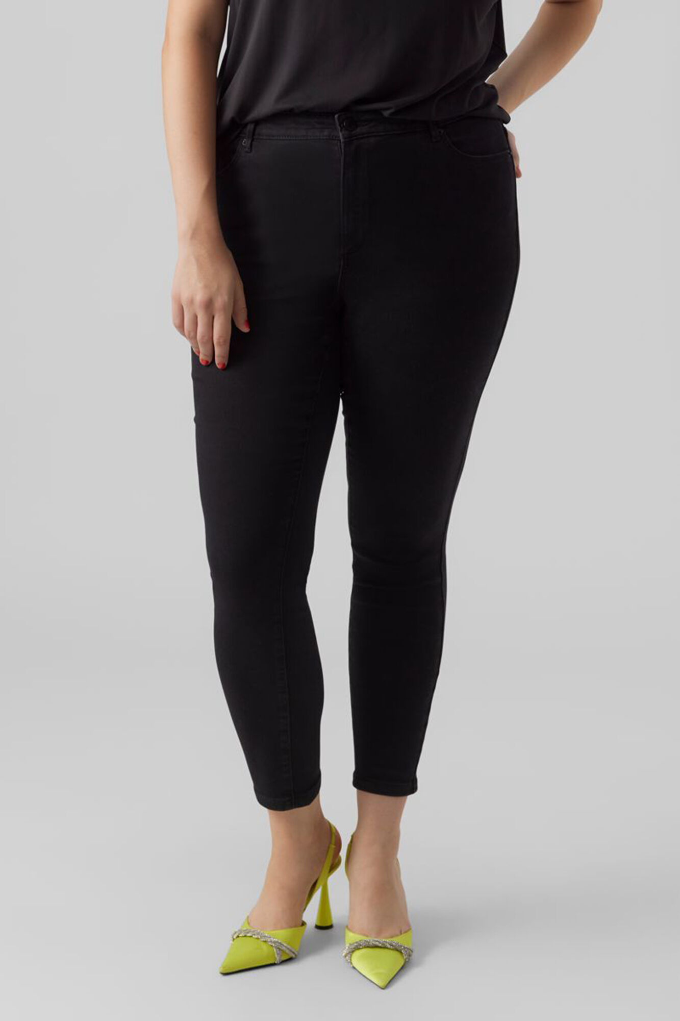 Vero Moda Curve Jeans Slim tamanho grande 
