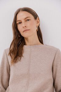 Cortefiel Top com decote chamin&eacute;