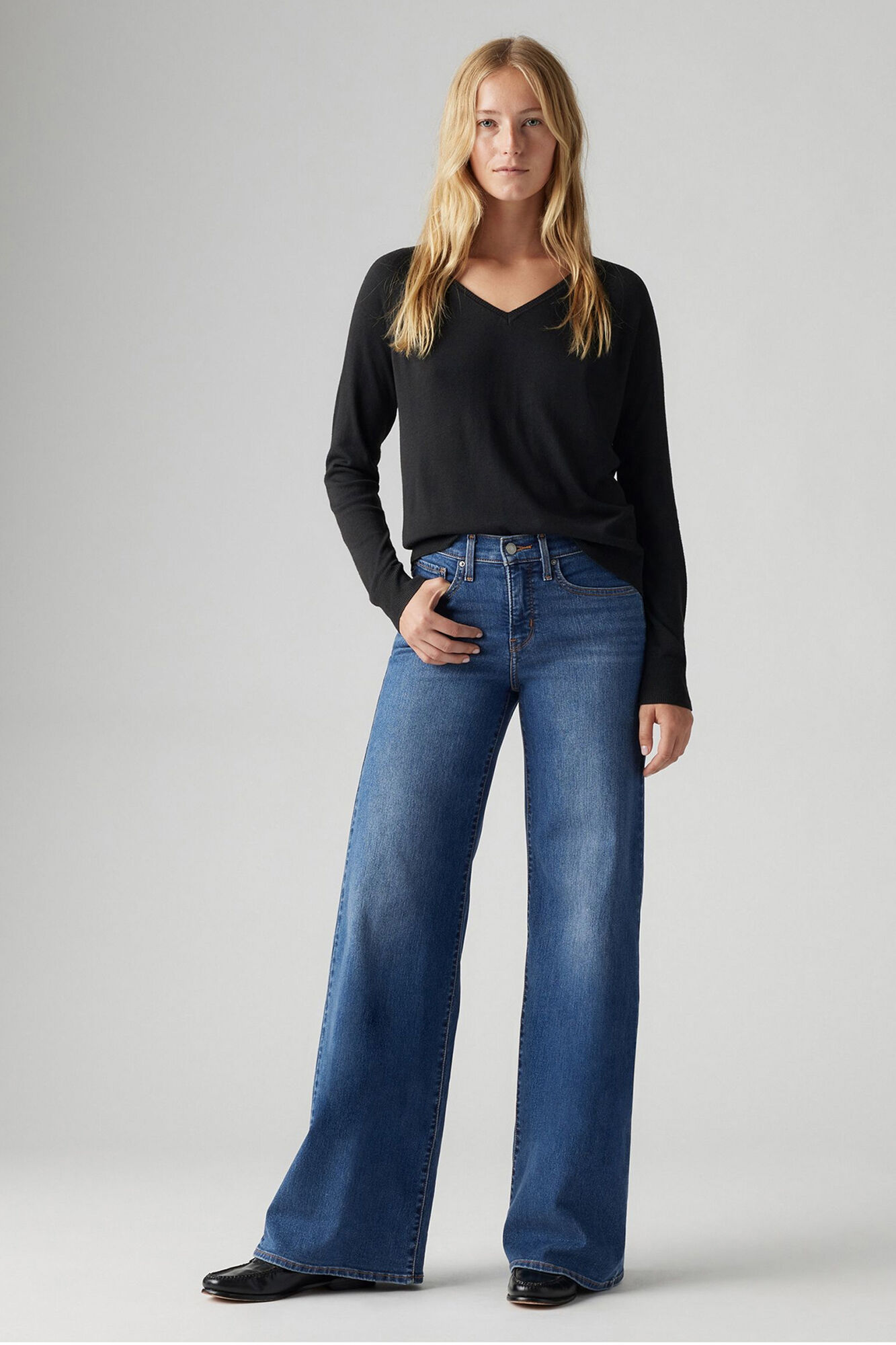 Levi's Vaquero 318&trade; Shaping Wide Leg