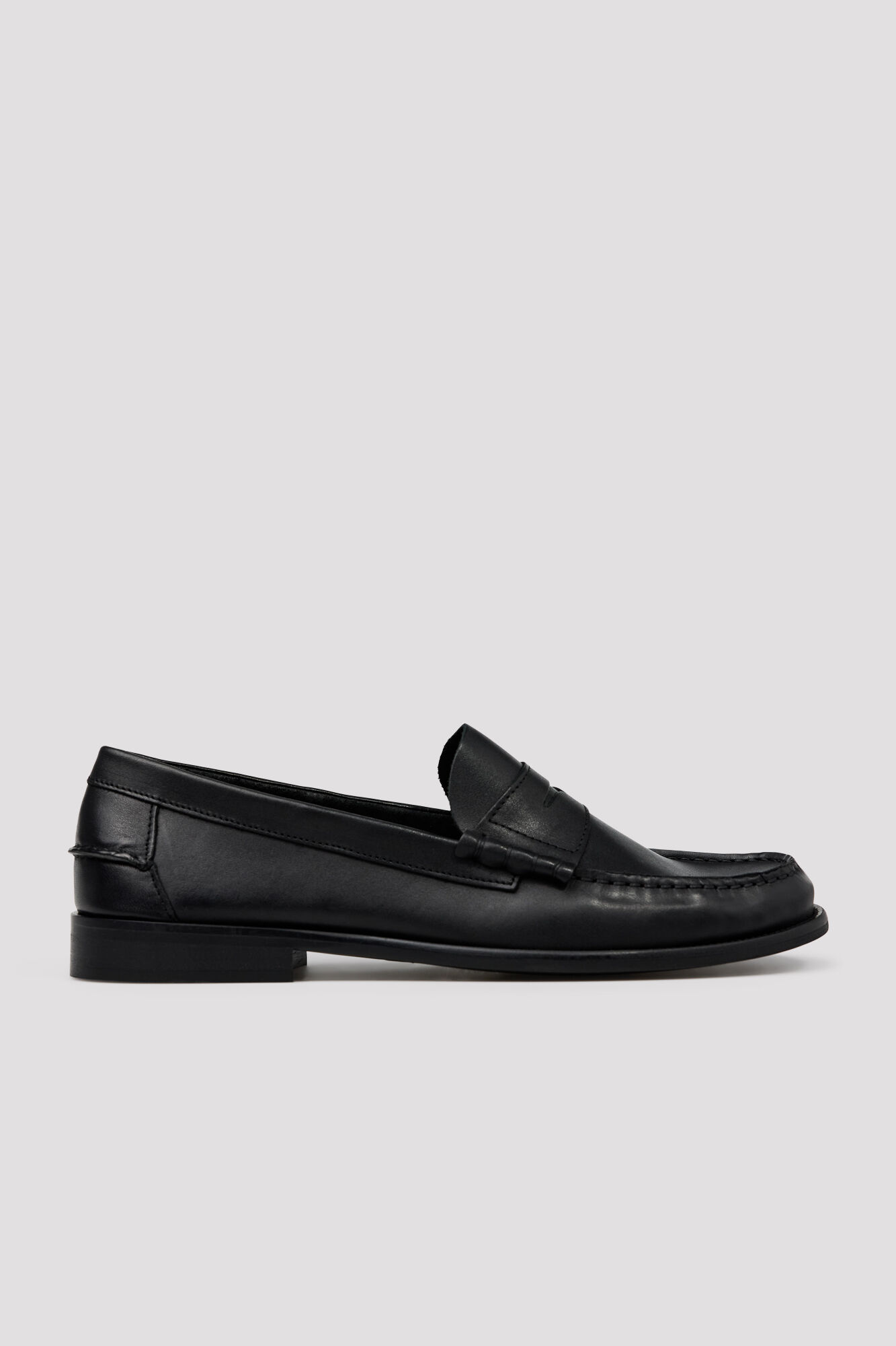 Cortefiel Mocas&iacute;n piel antifaz