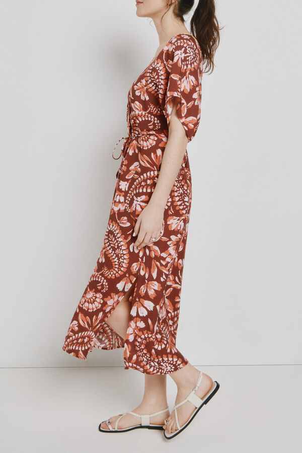 Vero Moda Vestido corto escote pico Marr&oacute;n