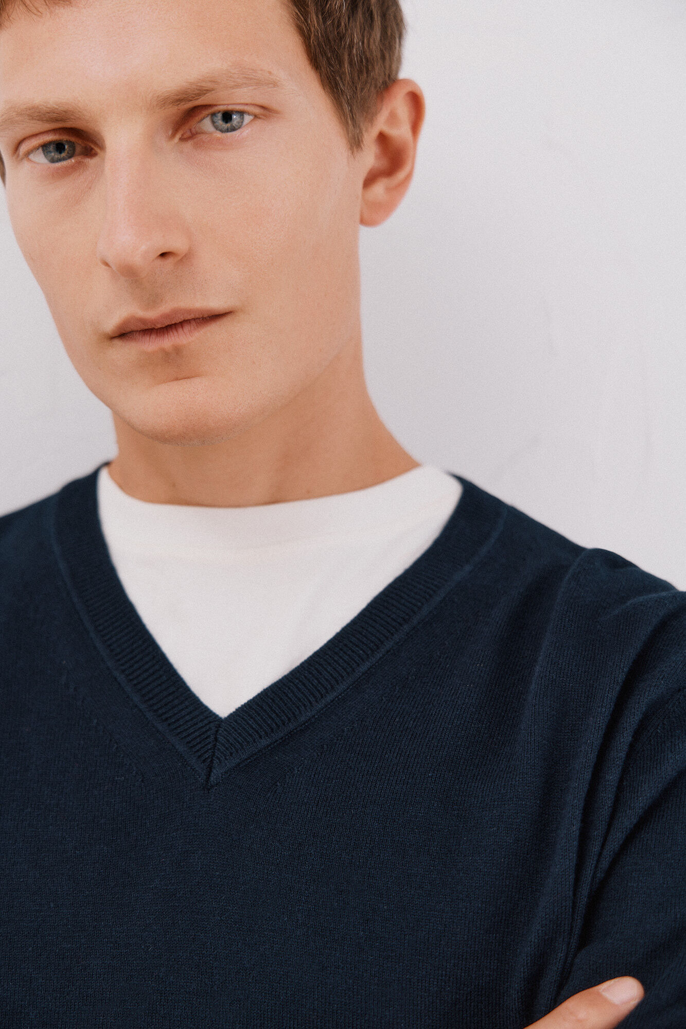 Cortefiel Jersey algod&oacute;n cashmere cuello pico