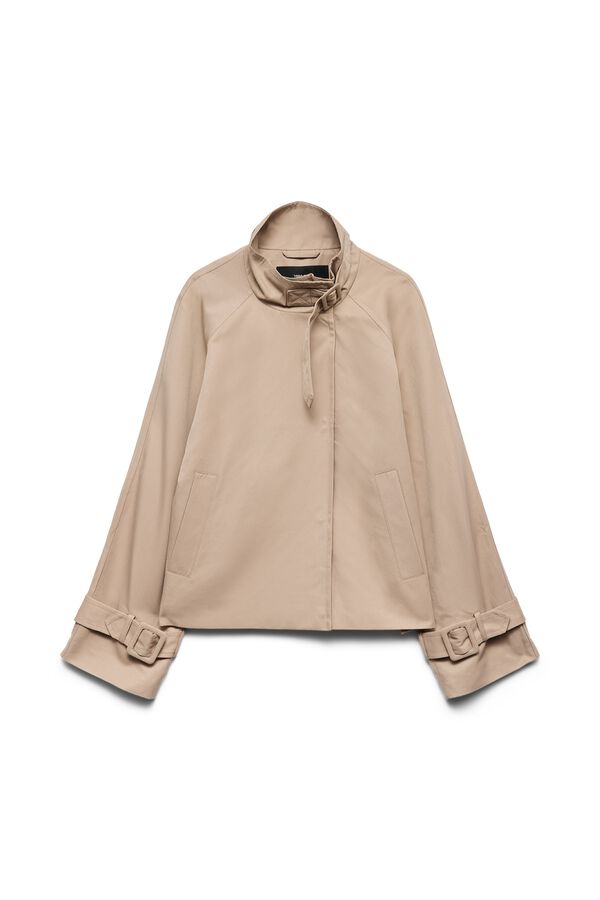 Vero Moda Curve Gabardina corta con cuello chimenea Marr&oacute;n