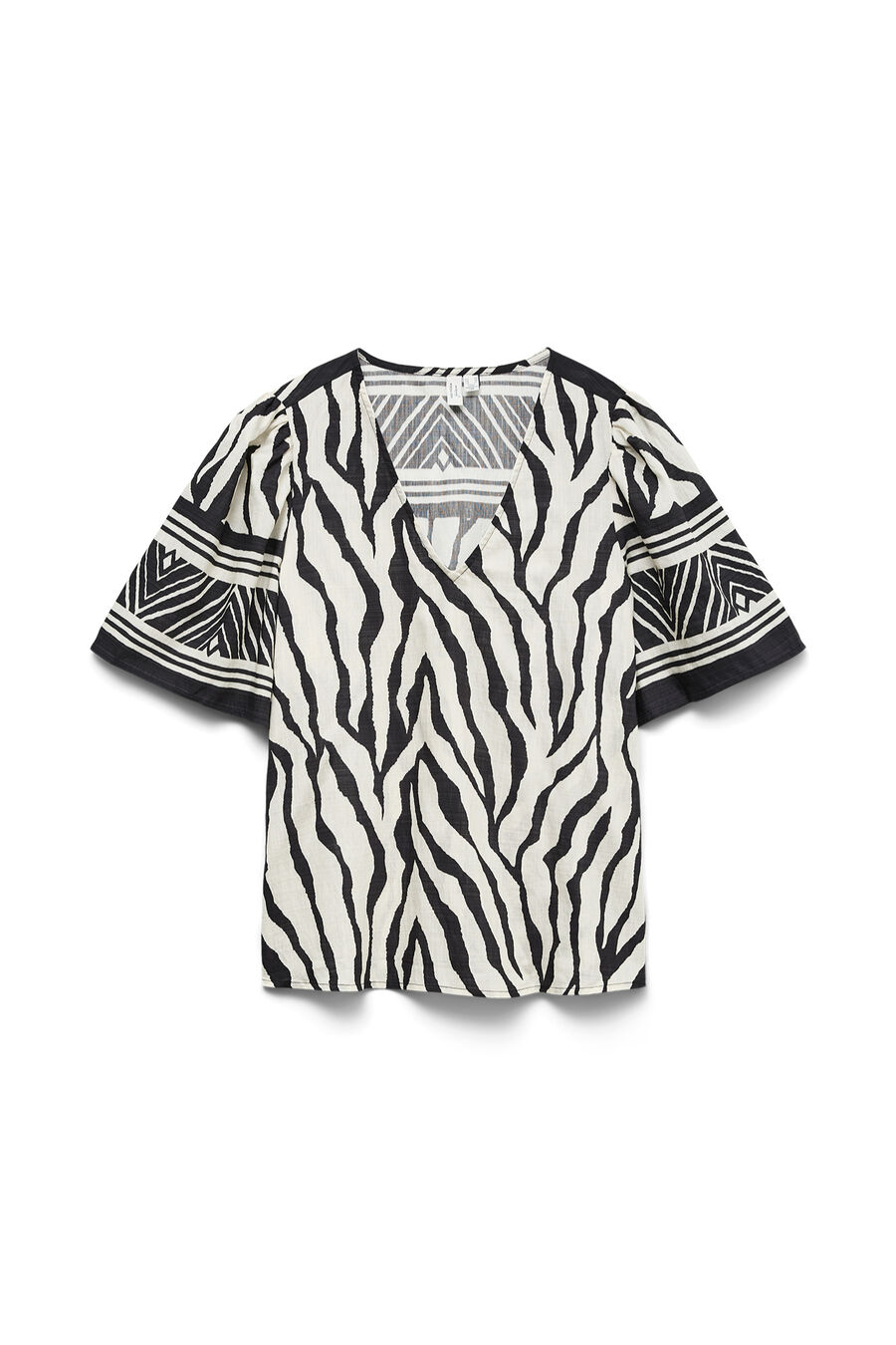 Top de manga corta talla grande