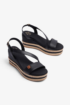 Popa Sand&aacute;lia cunha baixa senhora Ipanema Pele