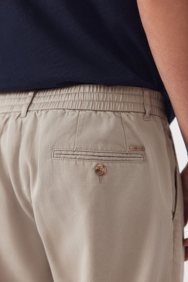 Cortefiel Pantal&oacute;n chino algod&oacute;n tencel tapered Beige