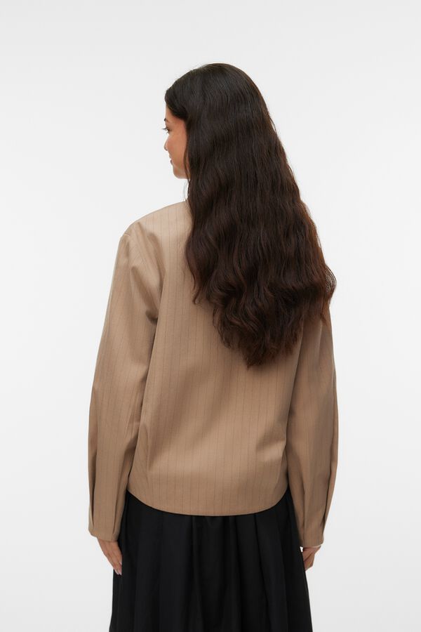 Vero Moda Cazadora de raya diplom&aacute;tica Marr&oacute;n