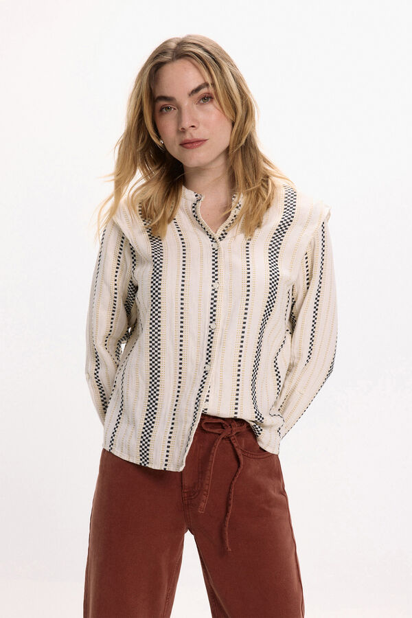 Vila Blusa com bordado de algod&atilde;o Tostado