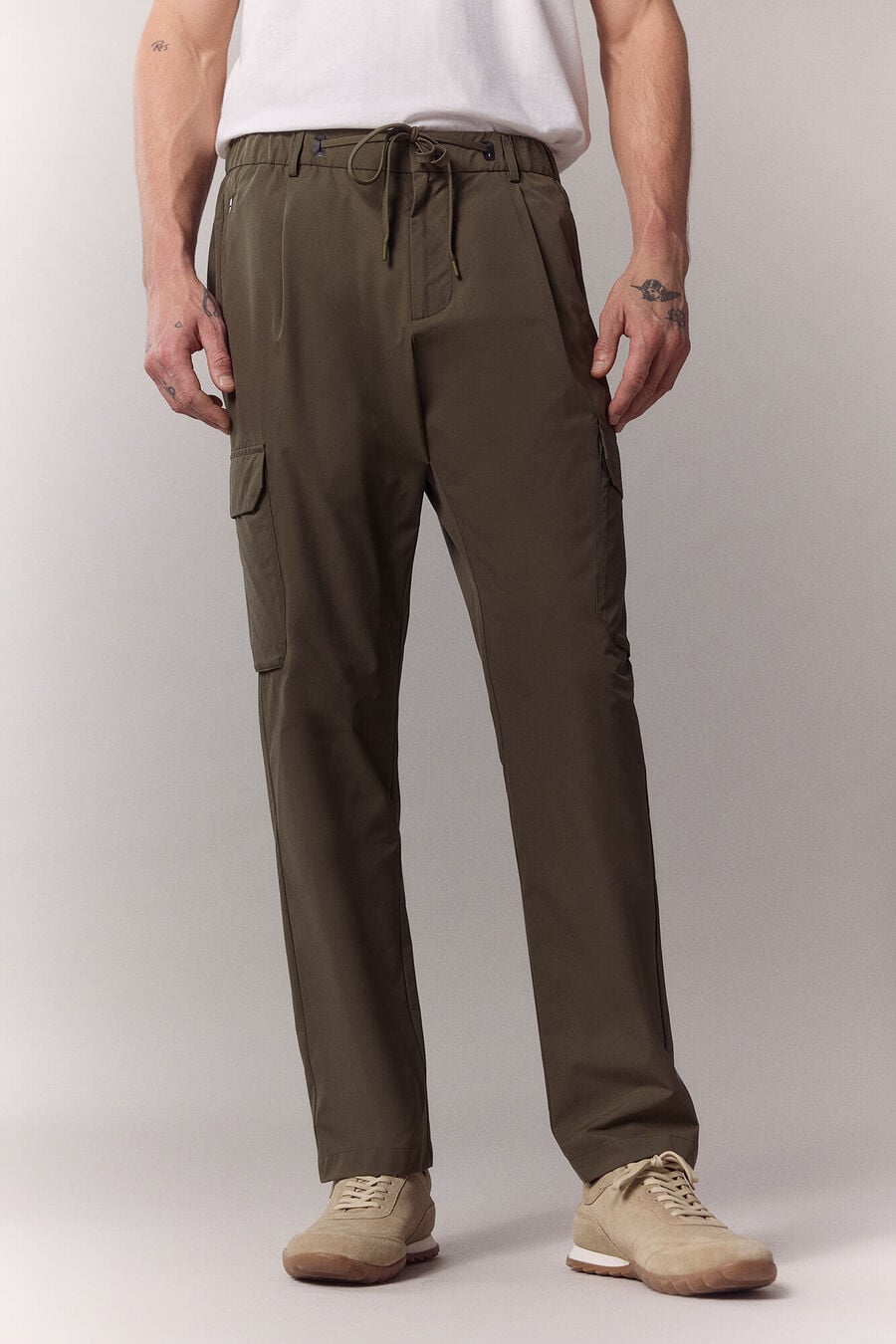 Pantalón cargo técnico