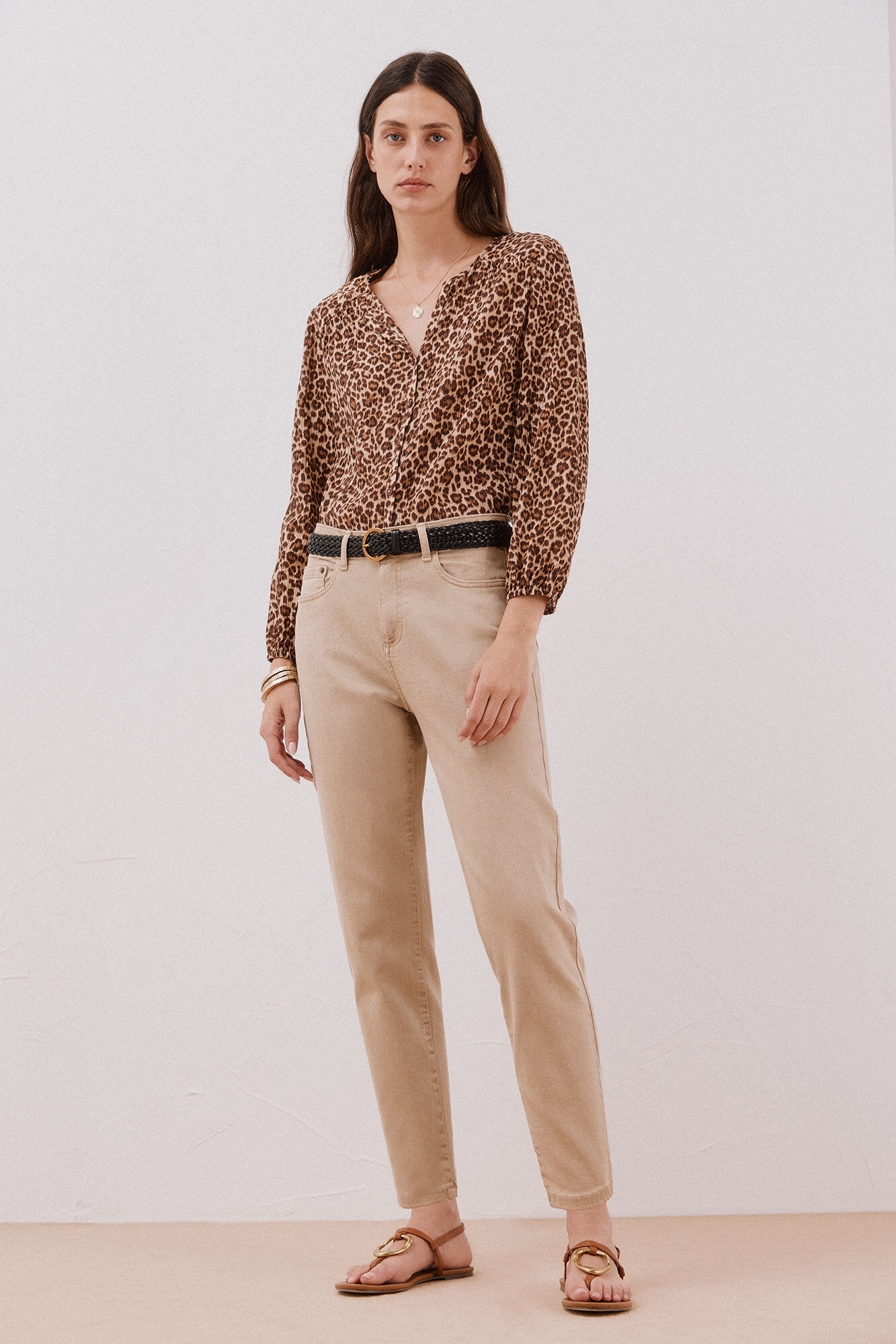 Cortefiel cal&ccedil;a jeans mam&atilde;e 