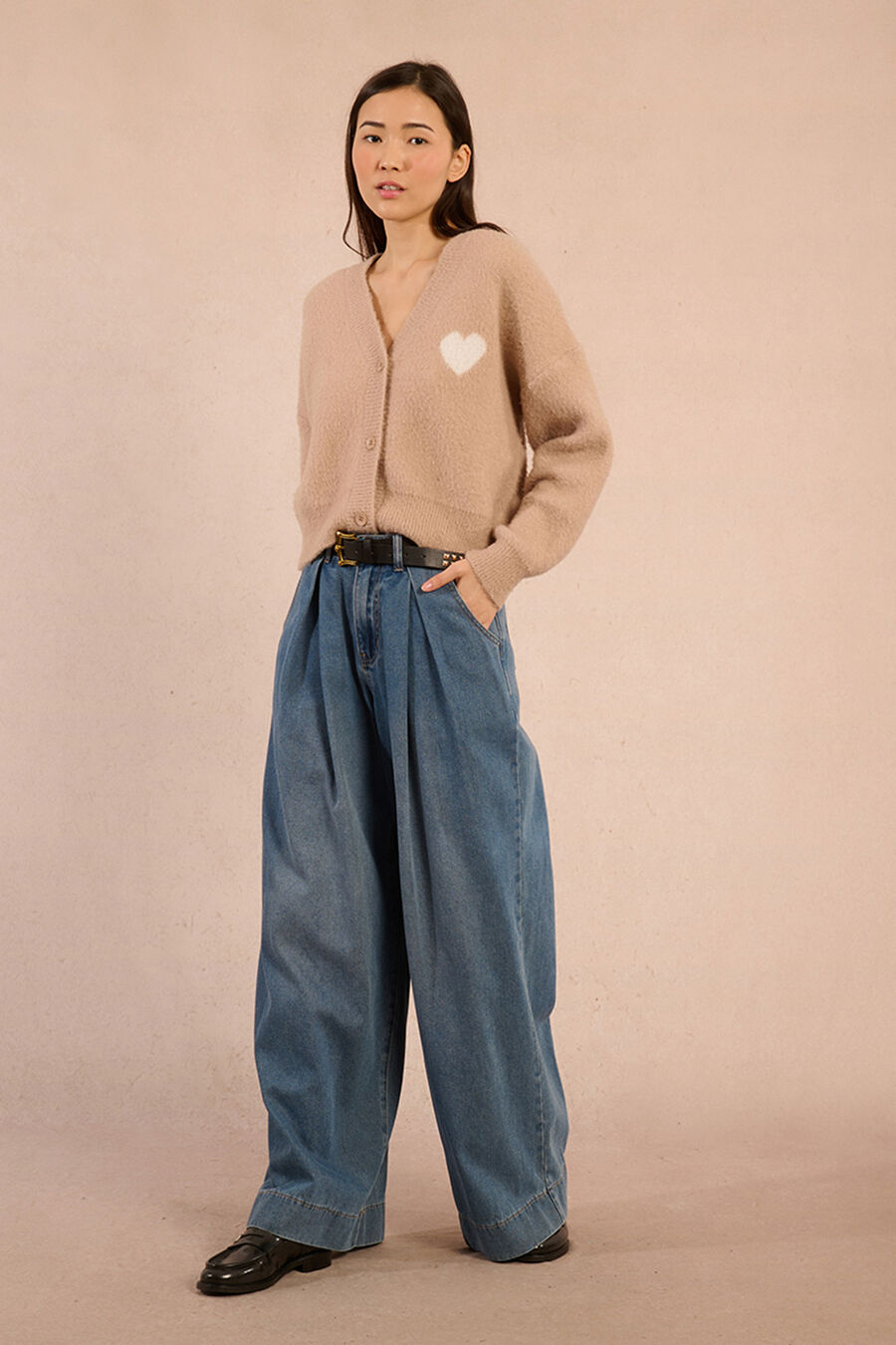 Cárdigan de manga larga detalle corazón