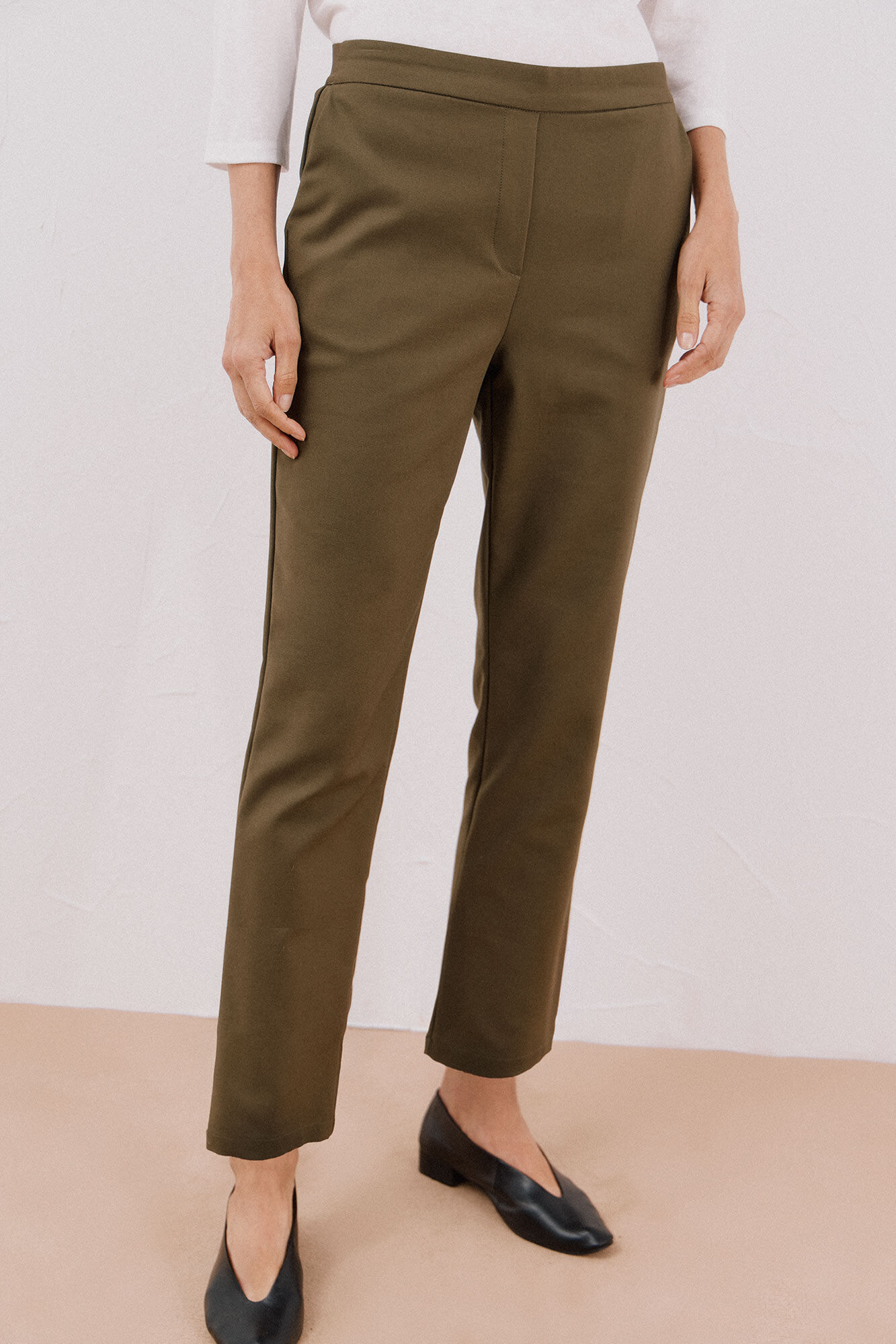 Cortefiel Pantal&oacute;n recto con goma en la espalda