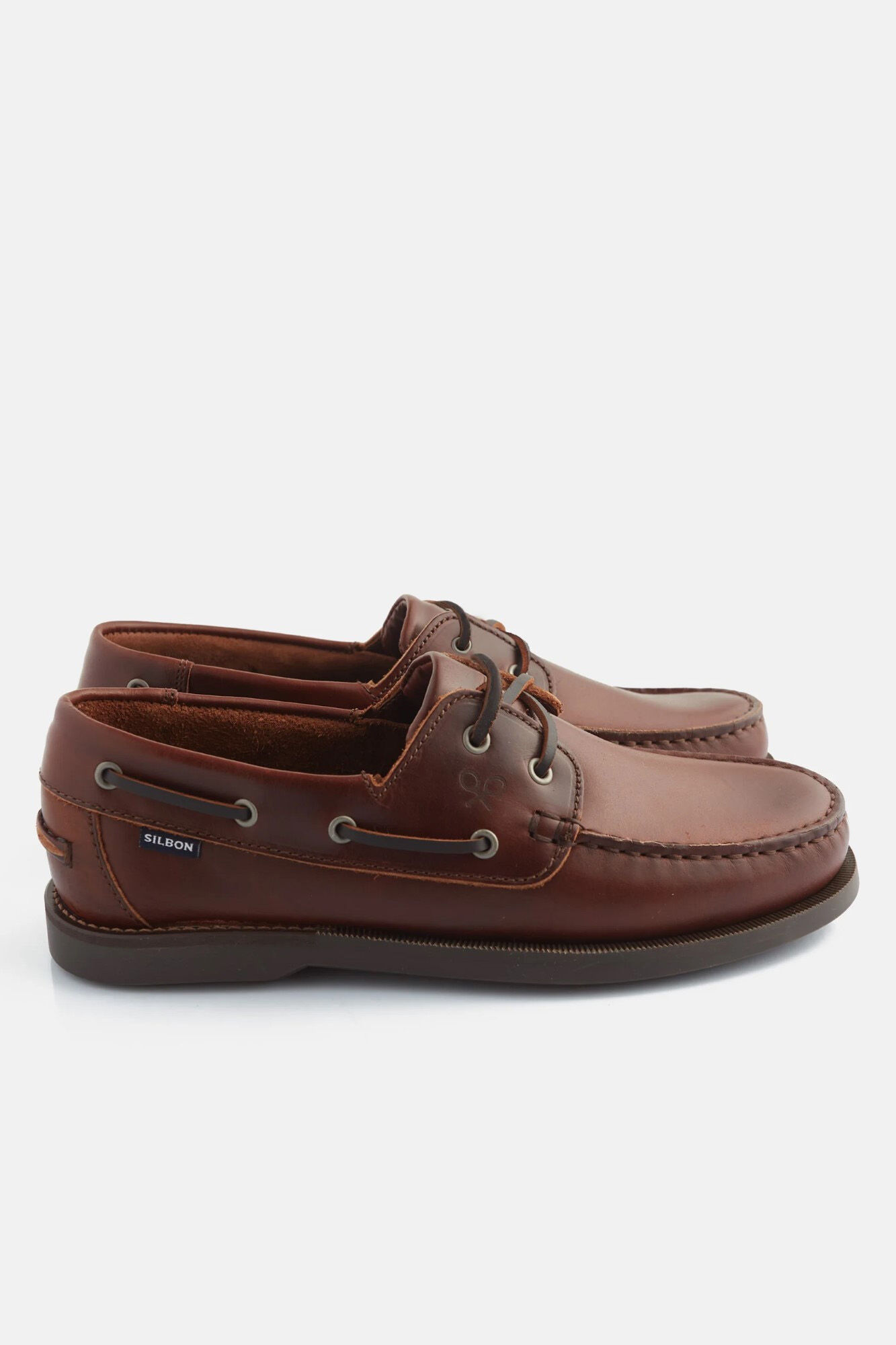 Leather deck shoes
