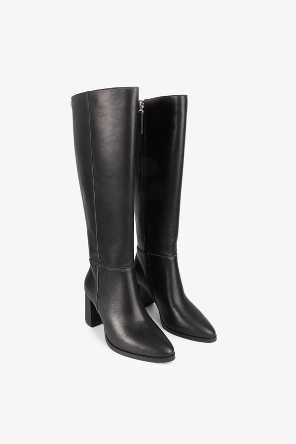 Popa Botas feminina Sinnara Napa Preto