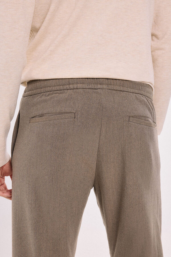 Jack & Jones Pantalones cl&aacute;sicos con cintura el&aacute;stica Marr&oacute;n