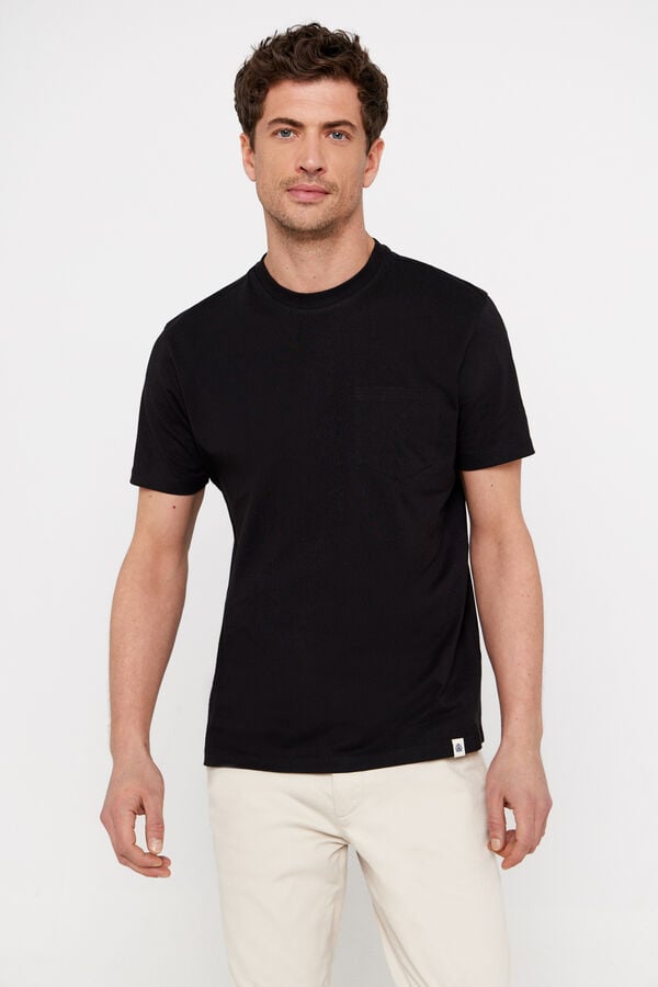 Cortefiel Camiseta basica bolsillo Black
