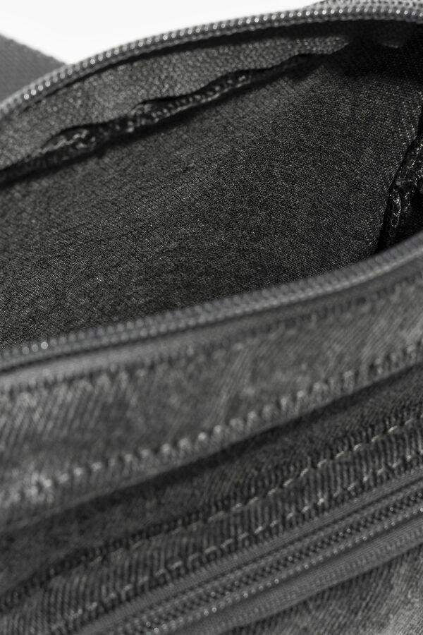 Levi's Small NS Zip crossbody bag Grey