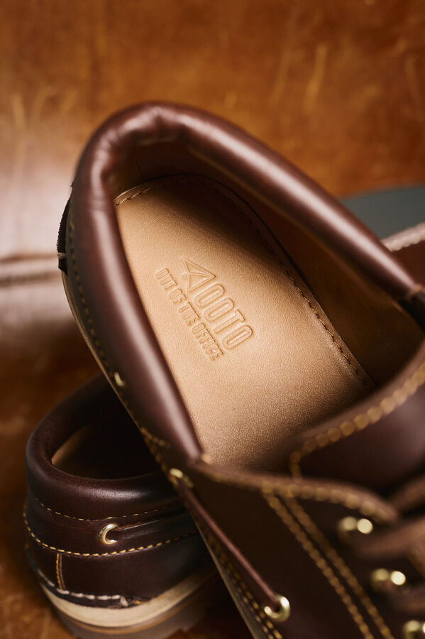 OOTO N&aacute;utico piel Marr&oacute;n oscuro