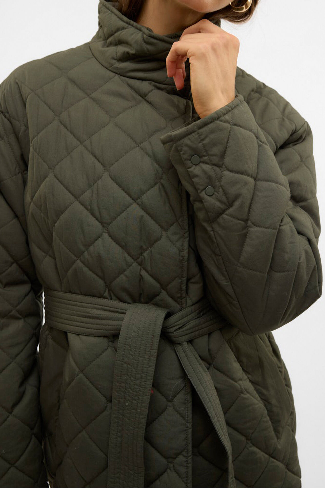 Vero Moda Sobretudo acolchoado de gola alta 