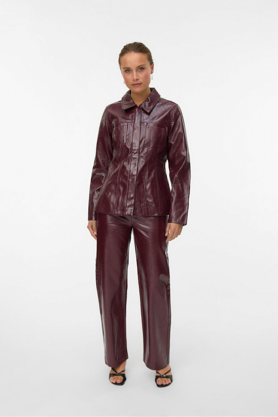 Cazadora ajustada efecto piel