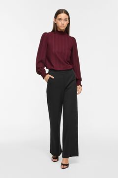 Vila Blusa texturizada de cuello alto