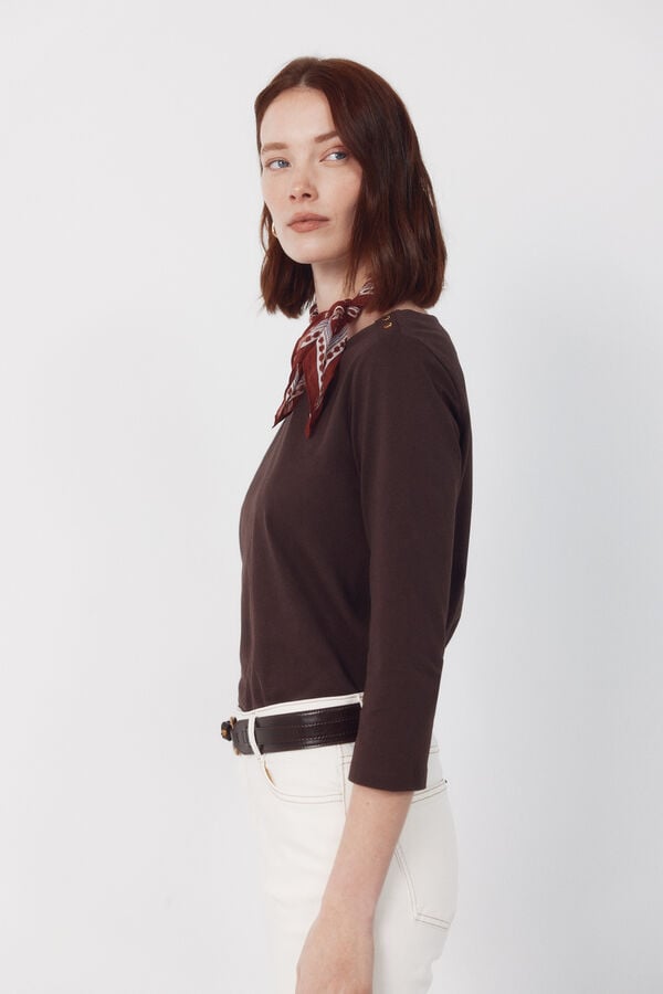 Cortefiel Camiseta b&aacute;sica escote barco Marr&oacute;n oscuro