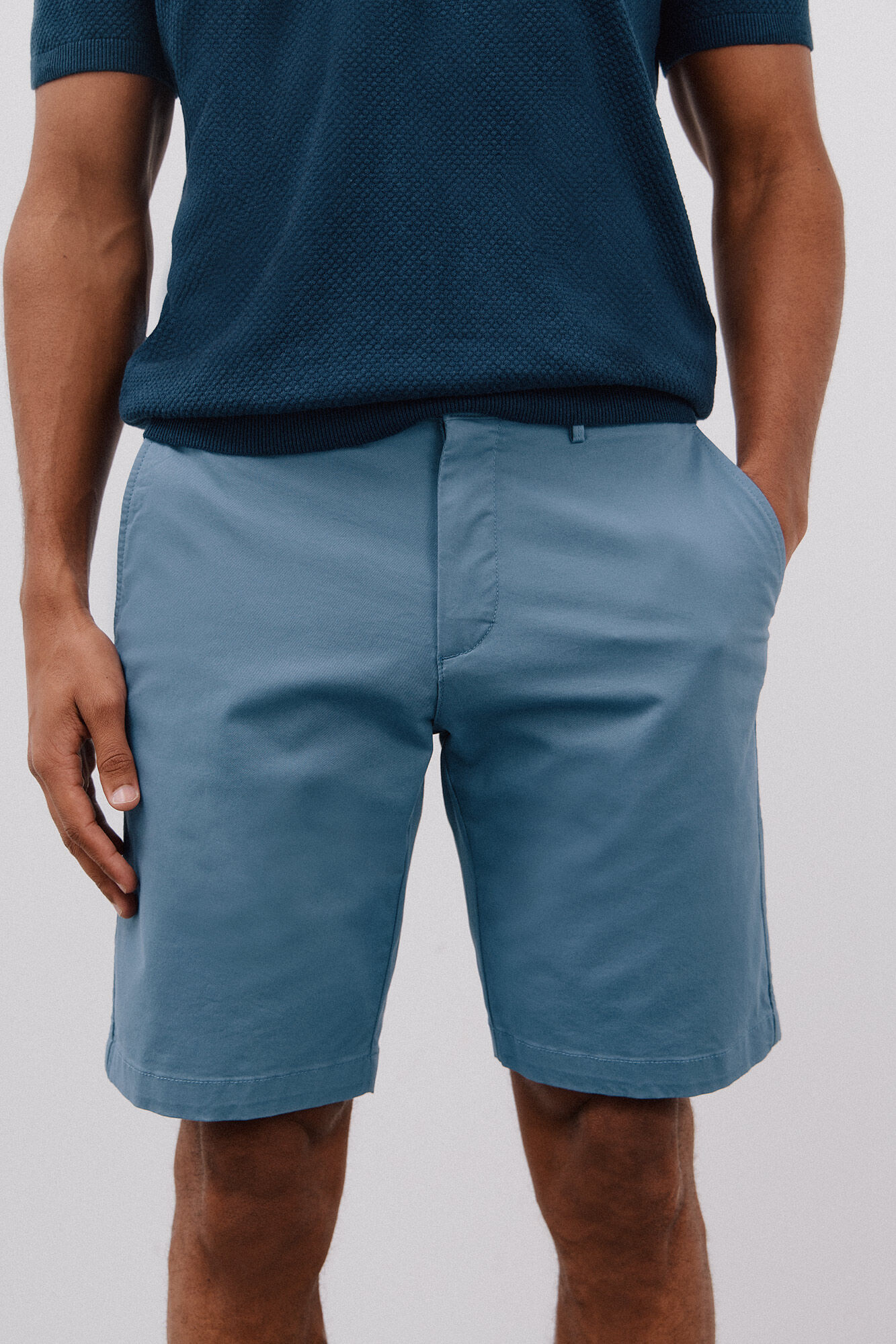 Cortefiel Bermuda chino