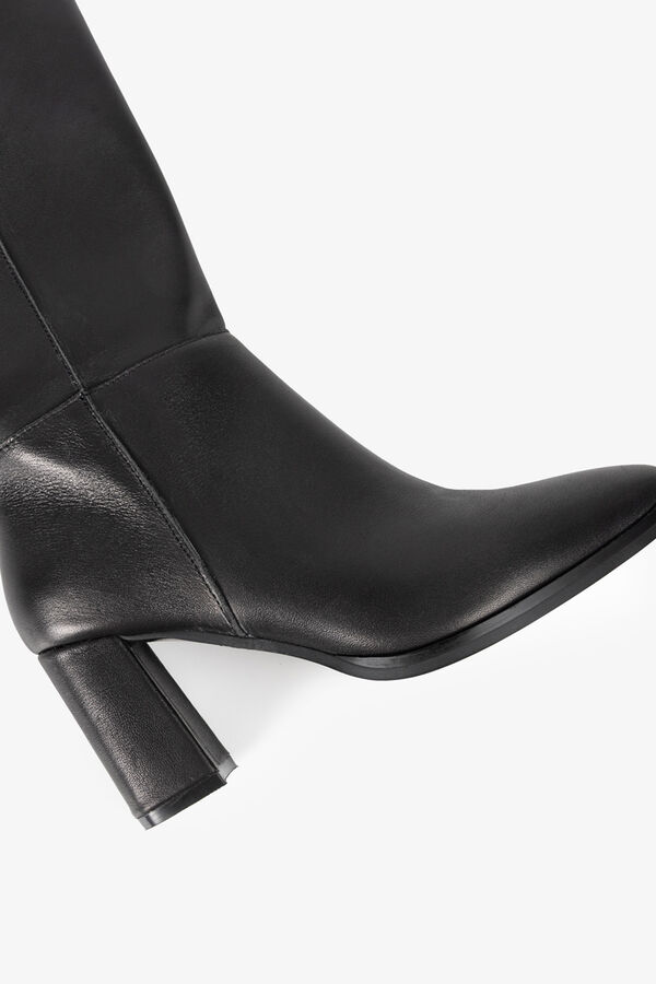 Popa Botas feminina Sinnara Napa Preto