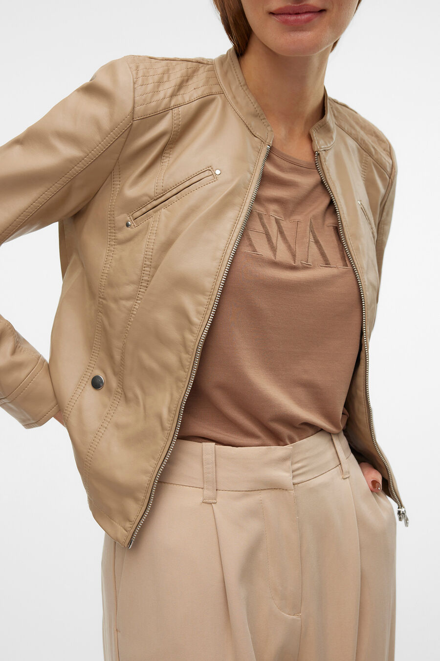 Cazadora efecto piel cuello Perkins