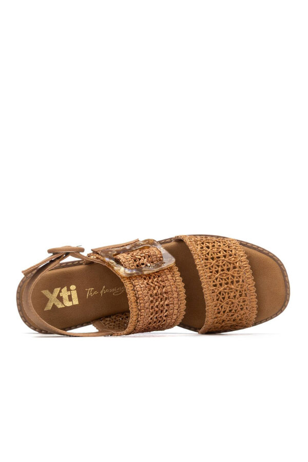 XTI Sandalia pala ancha y pulsera Beige