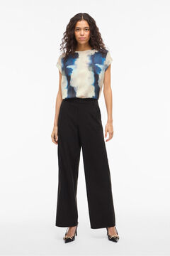 Vila Blusa manga curta acetinada