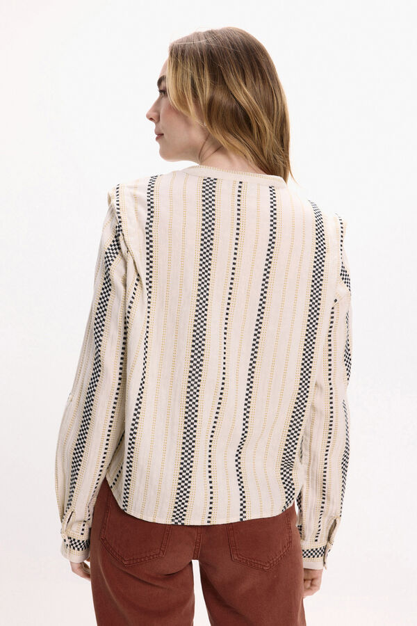 Vila Blusa com bordado de algod&atilde;o Tostado