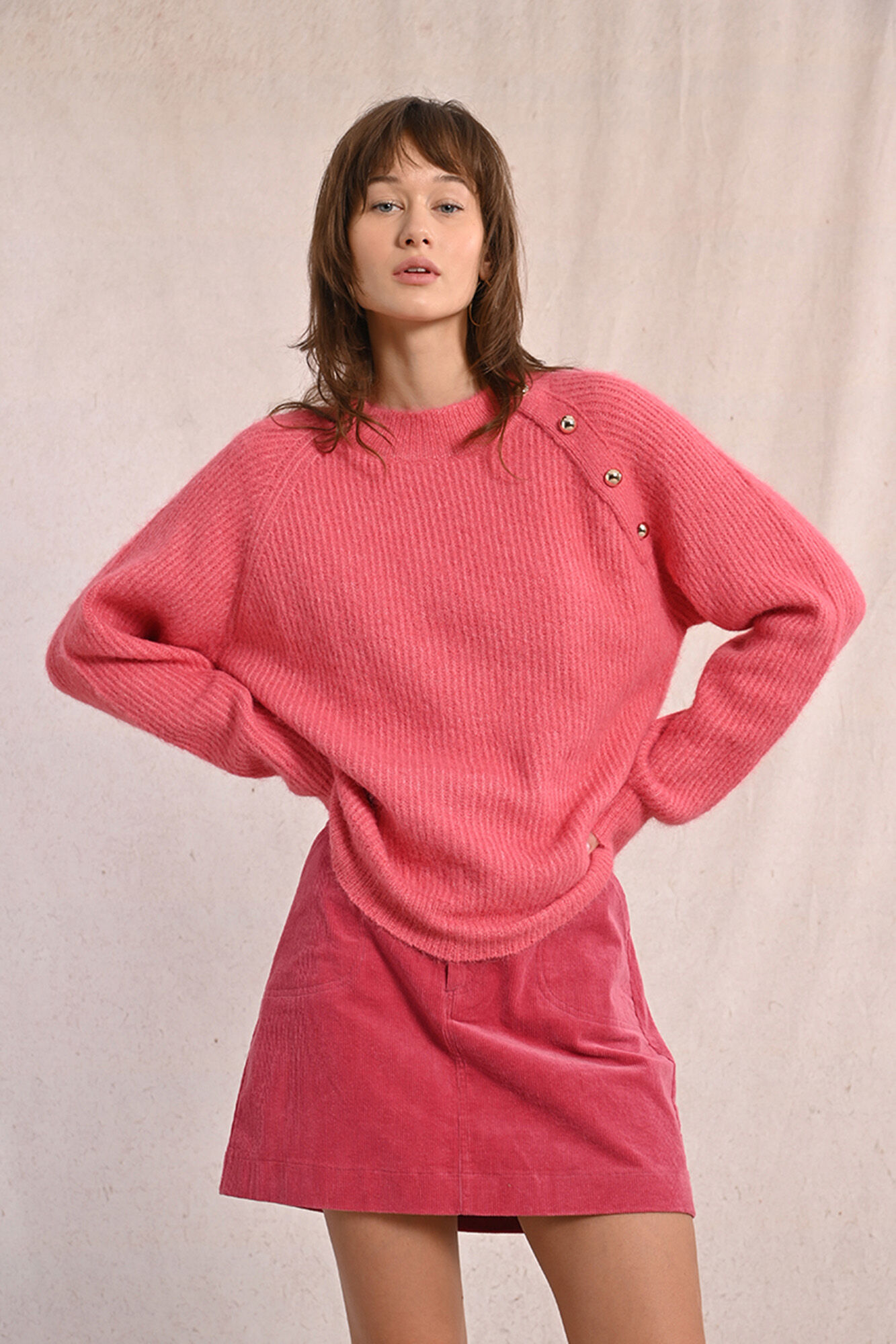 Molly Bracken Camisola de manga comprida com detalhe de bot&atilde;o