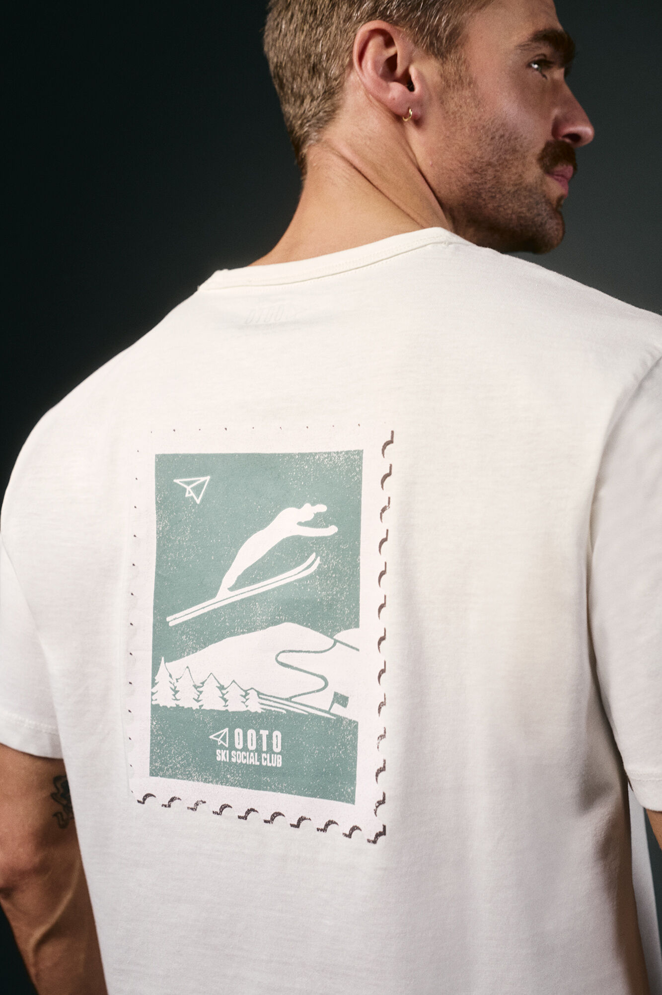 OOTO Camiseta gr&aacute;fica