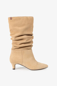 Popa Bota se&ntilde;ora Nirvana Ante