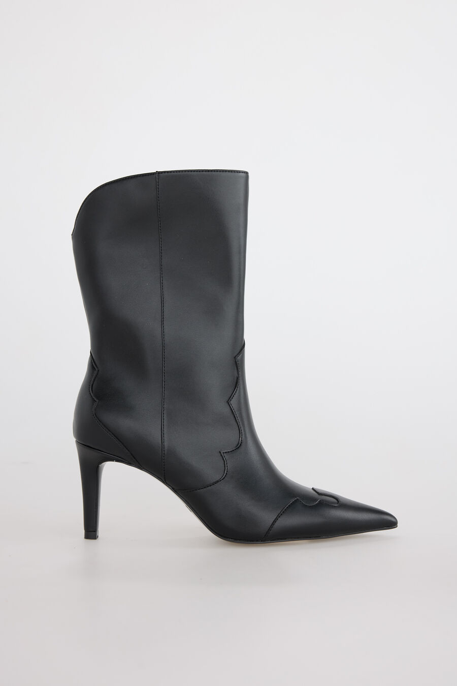 Botín tacón fino
