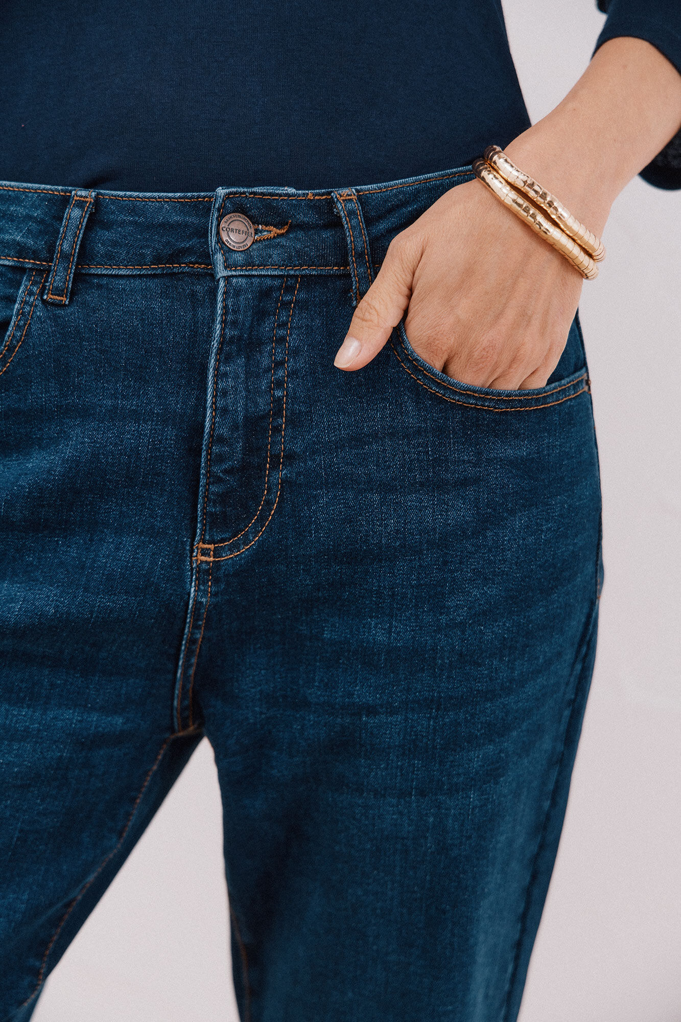 Cortefiel cal&ccedil;a jeans mam&atilde;e 