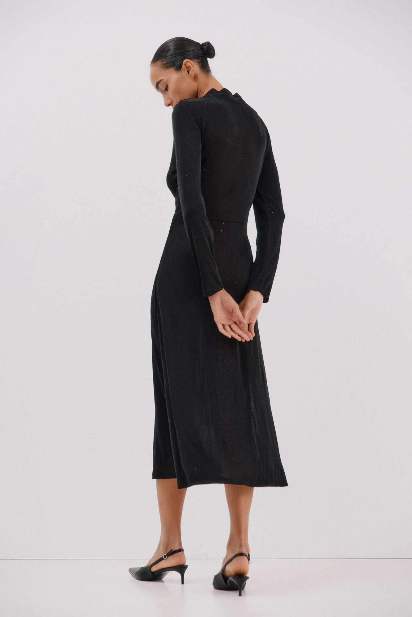 Cortefiel Vestido de cetim brilhante