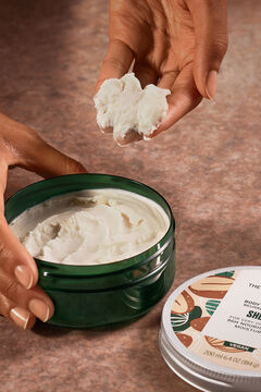 The Body Shop Body Butter Hidratante de Karit&eacute; 200ml