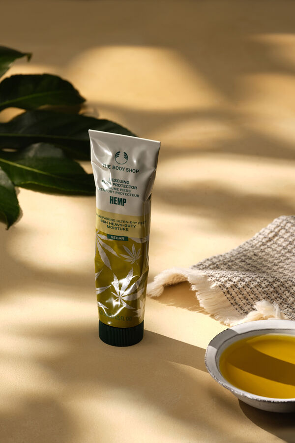 The Body Shop Crema protectora de pies de c&aacute;&ntilde;amo 100ml Multicolor