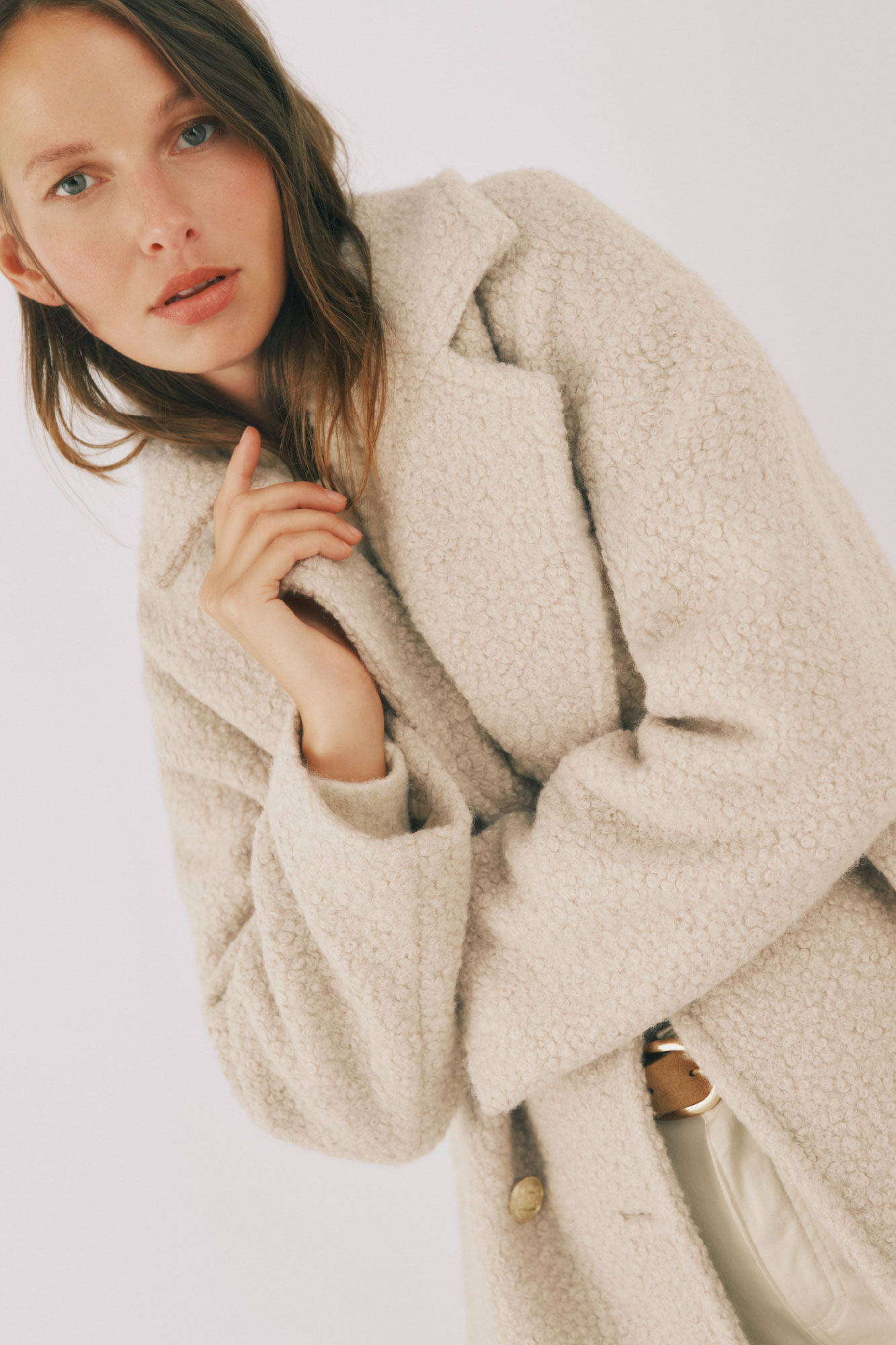 Cortefiel Abrigo corto tejido suave