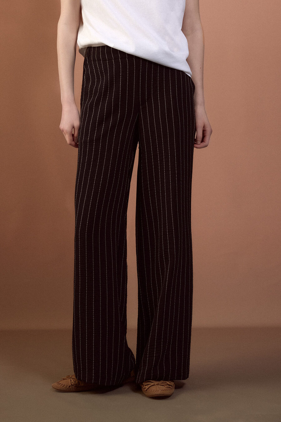 Pantalón de pata ancha